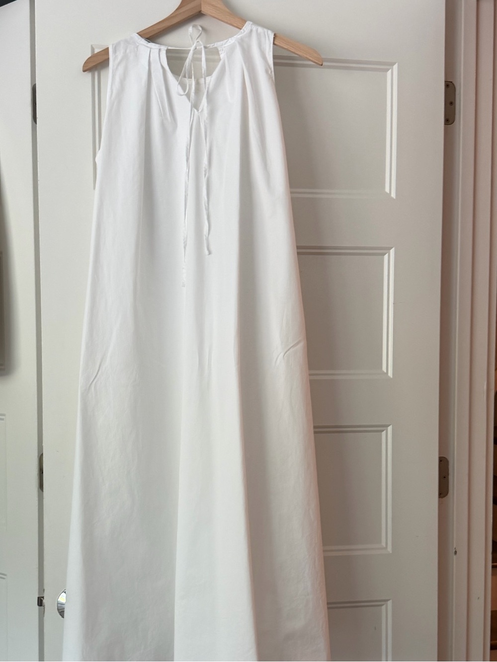 Zara White Sleeveless Maxi Dress. - Picture 4 of 5